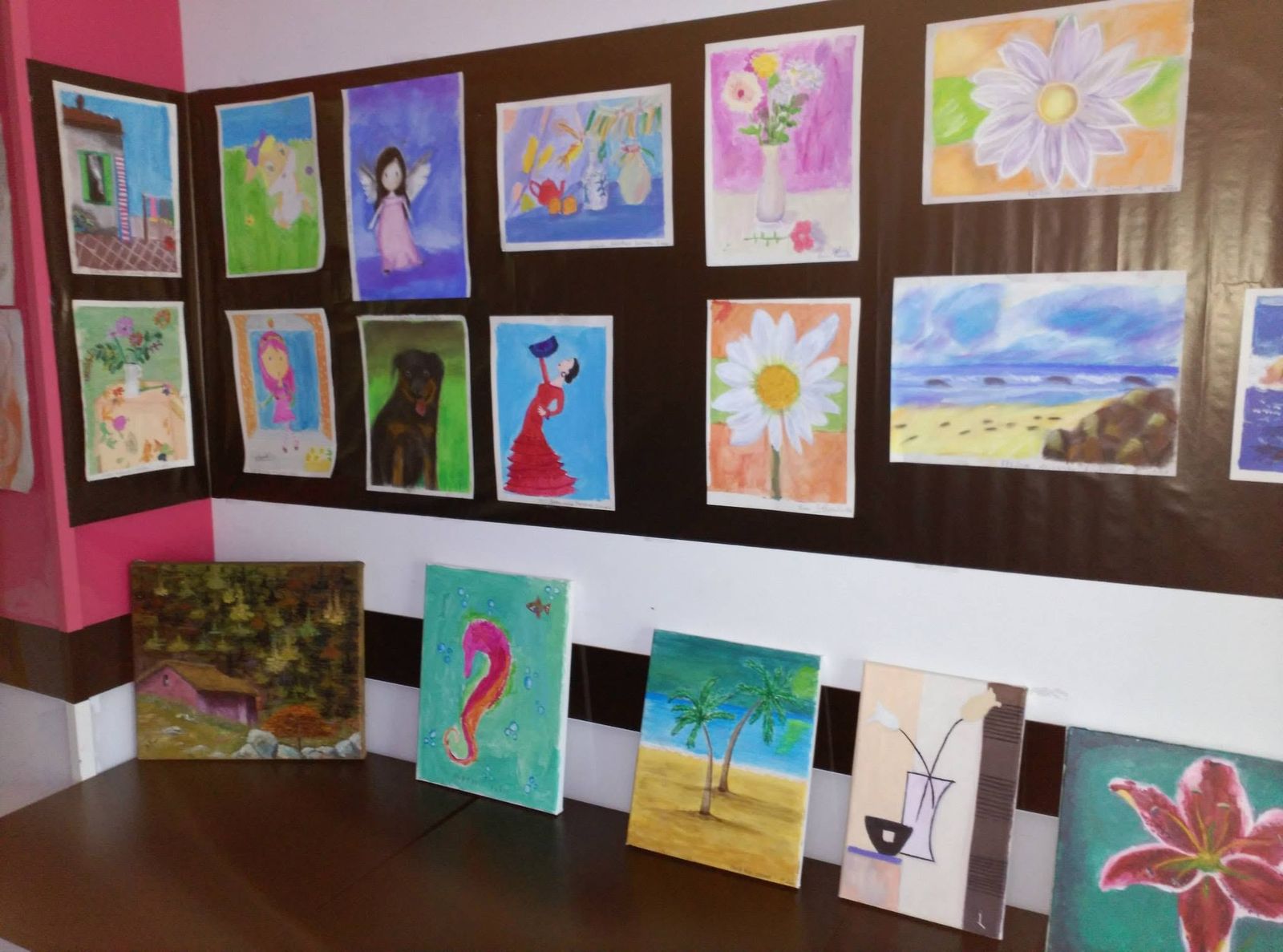 Pinturas infantiles de flores y paisajes, fin de curso 2014/2015